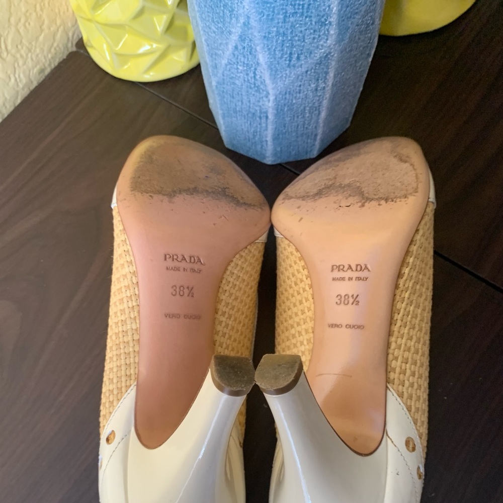 PRADA - Picture 13 of 13